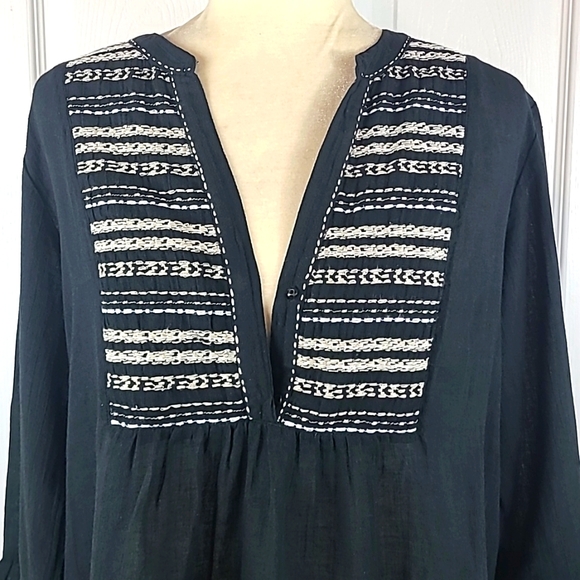 Velvet by Graham and Spencer Boho Blouse - Picture 2 of 12